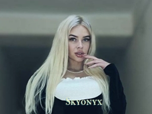 Skyonyx