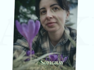 Sofi_gray