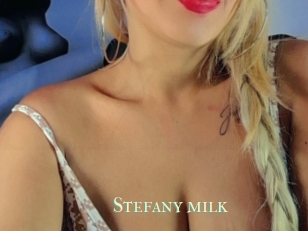 Stefany_milk