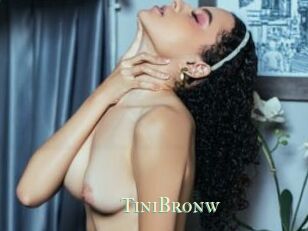 TiniBronw