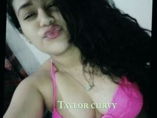 Taylor_curvy