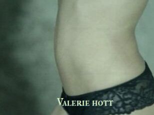 Valerie_hott