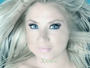 Xtina1